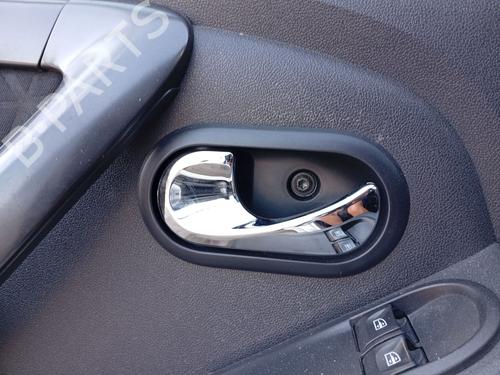 Used Front left interior door handle Front left interior door handle 37467679 37467679