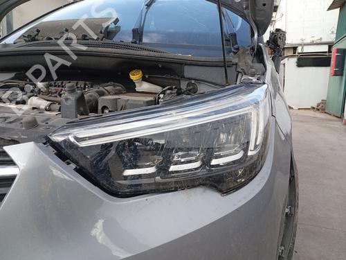 Used Left headlight Left headlight OPEL CROSSLAND X / CROSSLAND (P17, P2QO) 1.2 (75) (110 hp) 33726311 33726311
