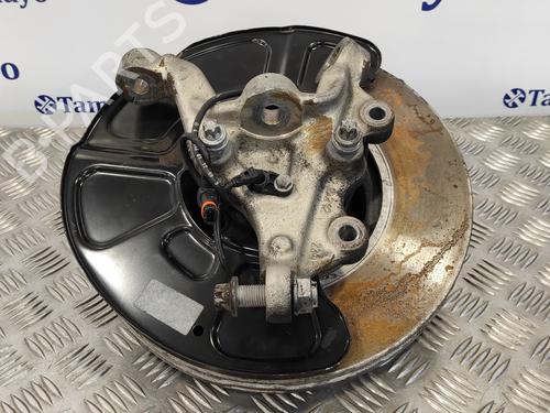 Used Left front steering knuckle MERCEDES-BENZ E-CLASS (W212) E 350 CDI (212.023) (265 hp) 13533169