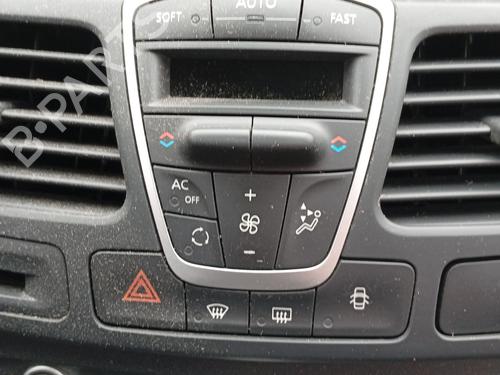 Used Climate control Climate control 38539742 38539742