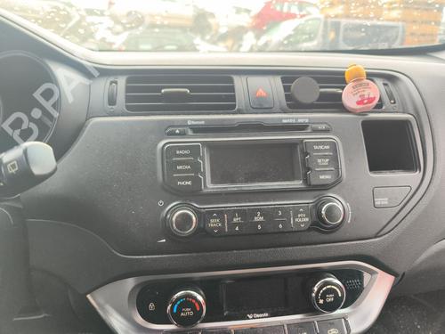 Used Radio Radio KIA RIO III (UB) 1.4 CVVT (109 hp) 40180644 40180644