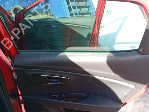 Elevador vidro trás direito Elevador vidro trás direito SEAT LEON (5F1) 1.4 TSI (125 hp) 33975298 33975298