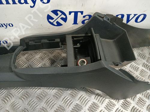 Middle console SEAT IBIZA III (6L1) 1.4 TDI | BP31905329I22
