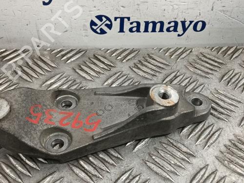Used Engine mount MINI MINI CLUBMAN (R55) Cooper D (112 hp) 28439807