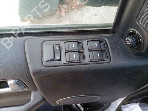 Used Left front window switch Left front window switch LAND ROVER DISCOVERY III (L319) 2.7 TD 4x4 (190 hp) 34007654 34007654