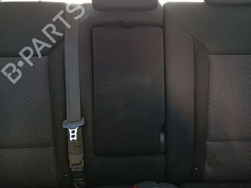 rear-center-seatbelt-hyundai-i40-i-vf-2012-2013-2014-2015-2016-2017-2018-2019-33832379 main image