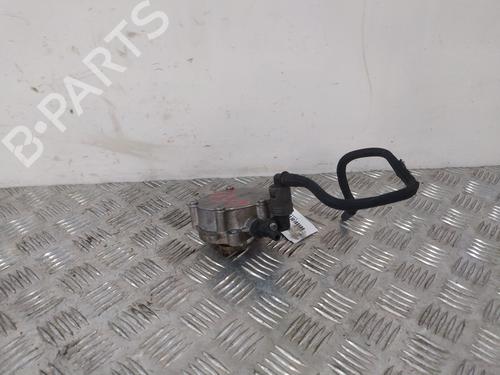 Used Vacuum pump Vacuum pump PEUGEOT 3008 II SUV (MC_, MR_, MJ_, M4_) 1.2 THP/ PureTech 130 (MRHNSM, MRHNSU, MRHNSJ, MRHNYW,... (131 hp) 39499582 39499582