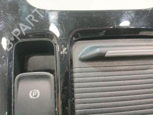 Middenconsole KIA XCEED (CD) 1.4 T-GDI | BP32204568I22
