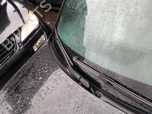 front-windshield-wiper-arm-audi-a4-b6-8e2-2000-2001-2002-2003-2004-2005-39650374 main image