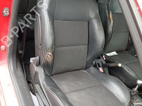 Sæde højre fortil Sæde højre fortil PEUGEOT 207 (WA_, WC_) 1.6 HDi (90 hp) 36407923 36407923