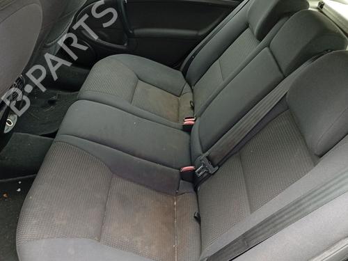 Sæde Bagtil Sæde Bagtil RENAULT CLIO I (B/C57_, 5/357_) 1.2 (B/C/S577) (54 hp) 36998627 36998627