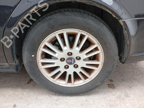 Mozzo posteriore sinistro Mozzo posteriore sinistro RENAULT CLIO I (B/C57_, 5/357_) 1.2 (B/C/S577) (54 hp) 36998686 36998686