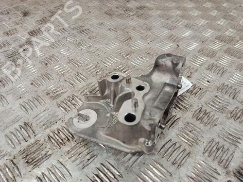Used Engine mount Engine mount CITROËN SPACETOURER Bus (V_) 2.0 BlueHDi 180 (178 hp) 40089497 40089497