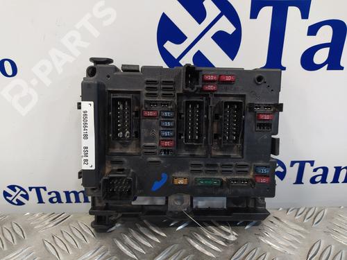 Fuse box PEUGEOT 206 Hatchback (2A/C) 1.4 i (75 hp) 10641153