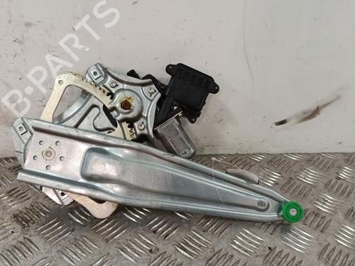 Used Rear right window mechanism Rear right window mechanism TOYOTA AURIS (_E18_) 1.2 (NRE185_, NRE185R) (116 hp) 39933814 39933814