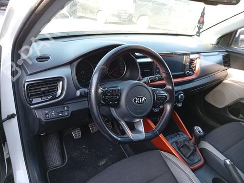 driver-airbag-kia-stonic-yb-2017-36597316 main image