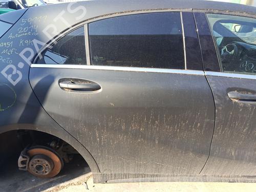 Used Right rear door MERCEDES-BENZ A-CLASS (W176) [2012-2018]  29587597