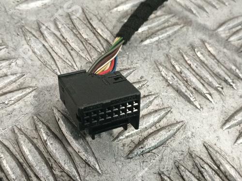 Left mirror VW PASSAT B7 Variant (365) 2.0 TDI | BP31998599C26