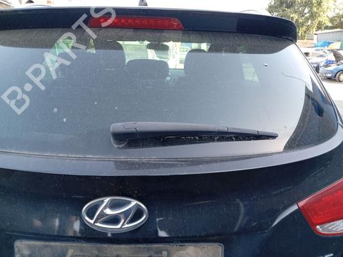 Bagrudeviskerarm Bagrudeviskerarm HYUNDAI ix35 (LM, EL, ELH) 1.7 CRDi (116 hp) 37405857 37405857