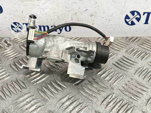 Used Ignition barrel VW GOLF VII (5G1, BQ1, BE1, BE2) [2012-2021]  28450920