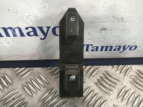 Used Right front window switch KIA SPORTAGE II (JE_, KM_) 2.0 CRDi (140 hp) 29175274