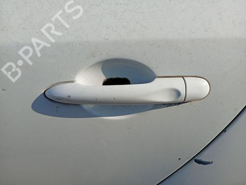 Venstre bagtil udvendigt håndtag Venstre bagtil udvendigt håndtag RENAULT MEGANE III Hatchback (BZ0/1_, B3_) 1.6 16V (BZ1B, BZ1H) (110 hp) 37468831 37468831