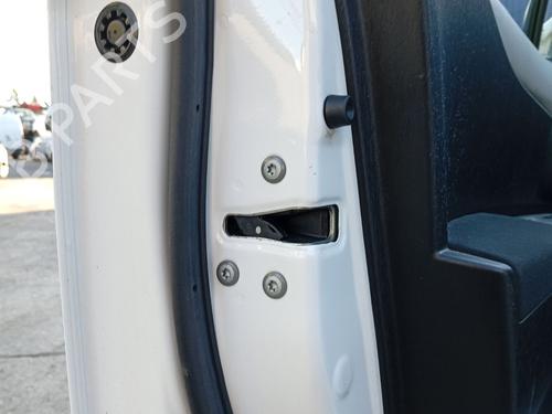 front-left-lock-toyota-yaris-_p13_-2010-2011-2012-2013-2014-2015-2016-2017-2018-2019-2020-35954385 main image