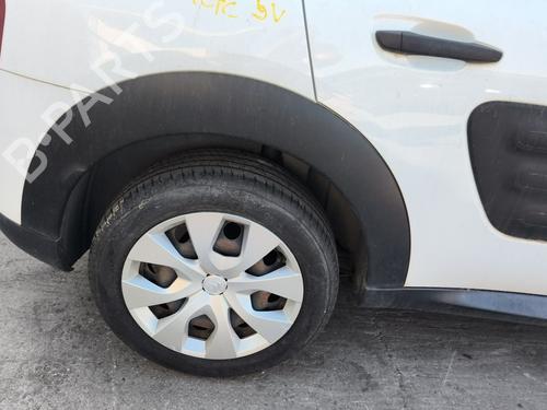 Used Rear right wheel arch trim Rear right wheel arch trim 38911245 38911245
