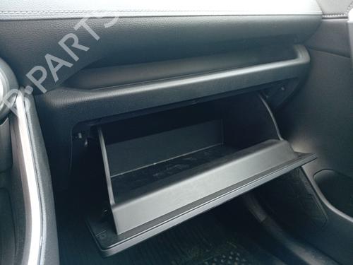 Handskerum TOYOTA RAV 4 V (_A5_, _H5_) 2.0 (MXAA52) | BP38179430C95 - Image 2