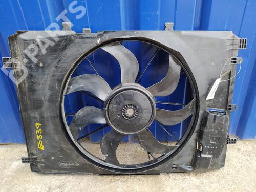 Used Radiator fan MERCEDES-BENZ A-CLASS (W176) [2012-2018]  6901849
