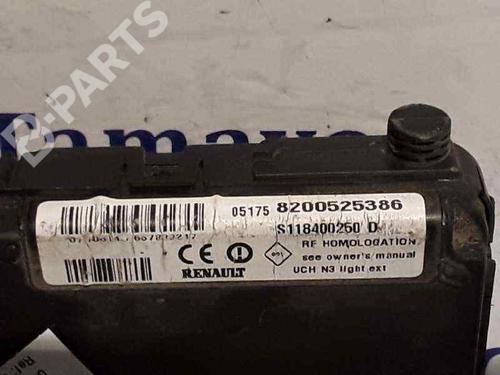 Fuse box RENAULT SCÉNIC II (JM0/1_) 2.0 | BP2983365E1 