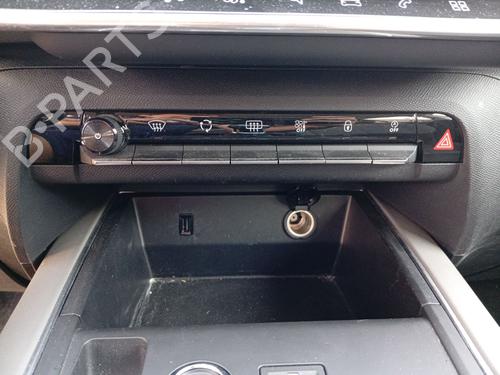 Used Climate control Climate control 38179473 38179473