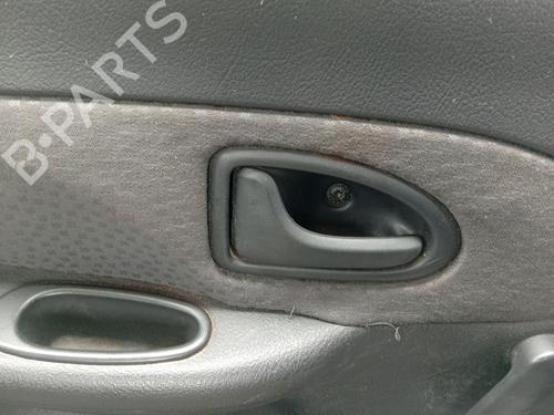 Venstre bagtil invendig håndtag Venstre bagtil invendig håndtag RENAULT CLIO II (BB_, CB_) 1.5 dCi (B/CB3M) (64 hp) 35819902 35819902