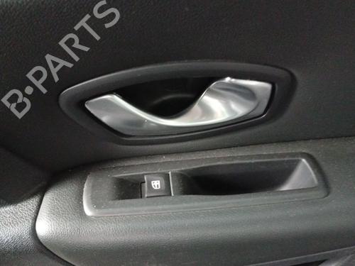 Used Right rear window switch Right rear window switch 38539745 38539745