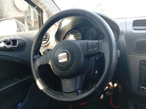 Used Steering wheel Steering wheel 38076272 38076272