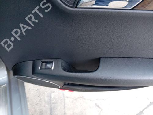 Used Right rear window switch Right rear window switch MERCEDES-BENZ C-CLASS (W204) C 200 CDI (204.001) (136 hp) 39174042 39174042