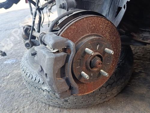 Used Left front steering knuckle KIA RIO I Hatchback (DC) [2000-2006]  29586564