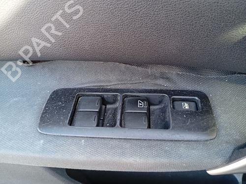 Used Left front window switch Left front window switch 37640973 37640973