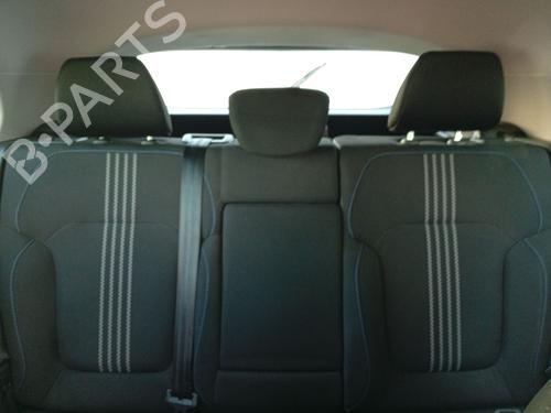 Sikkerhedssele bag midten Sikkerhedssele bag midten RENAULT MEGANE IV Hatchback (B9A/M/N_) 1.6 dCi 130 (B9A4) (130 hp) 33856870 33856870