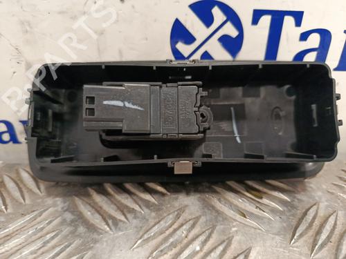 Right front window switch LAND ROVER DISCOVERY IV (L319) 3.0 SDV6 4x4 | BP31824243I26