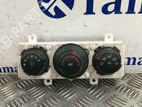 Airco bedieningspaneel RENAULT MASTER III Bus (JV) 2.3 dCi 125 FWD (JV0C, JV0D, JV0H, JV0G, JV0J) (125 hp) 31049552