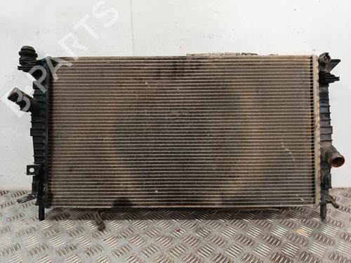 Used Water radiator Water radiator 37793527 37793527