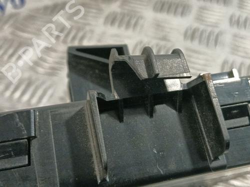 Fuse box RENAULT CLIO II (BB_, CB_) 1.2 16V (BB05, BB0W, BB11, BB27, BB2T, BB2U, BB2V, CB05,... | BP31956391E1