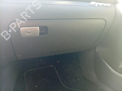 Used Glove box Glove box VW GOLF V Variant (1K5) 1.9 TDI (105 hp) 40507149 40507149