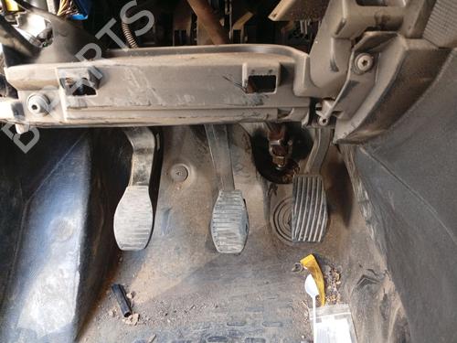 koblingspedal koblingspedal FIAT BRAVO I (182_) 1.9 JTD 105 (105 hp) 36998782 36998782