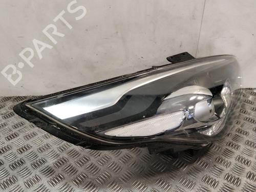 Right headlight KIA CARENS IV 1.7 CRDi | BP38179385C29 - Image 2
