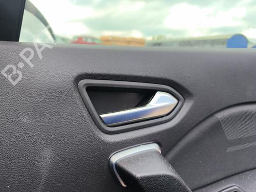 Used Front right interior door handle Front right interior door handle 39147946 39147946
