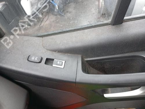 Used Right front window switch Right front window switch HYUNDAI H350 Van 2.5 CRDI (150 hp) 33621713 33621713