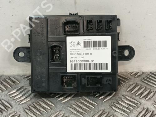 Used Electronic module Electronic module PEUGEOT 3008 II SUV (MC_, MR_, MJ_, M4_) 1.2 THP/ PureTech 130 (MRHNSM, MRHNSU, MRHNSJ, MRHNYW,... (131 hp) 34504646 34504646