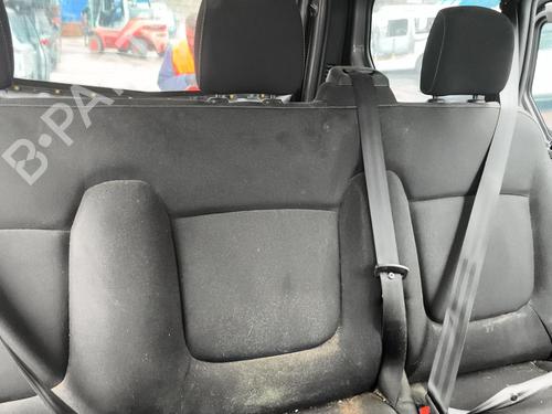 Used Rear center seatbelt Rear center seatbelt RENAULT TRAFIC III Bus (JG_) 1.6 dCi 115 (JGMD) (116 hp) 40184630 40184630